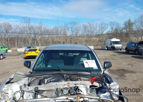 2010 Toyota Tacoma Base V6 из США, поврежденный, VIN 5TEMU4FN3AZ702038